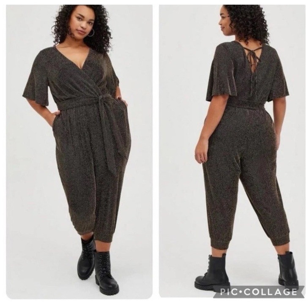 Torrid Black And Gold Cropped Pants Stretch Jumpsuit Belt Party New Years Size 1